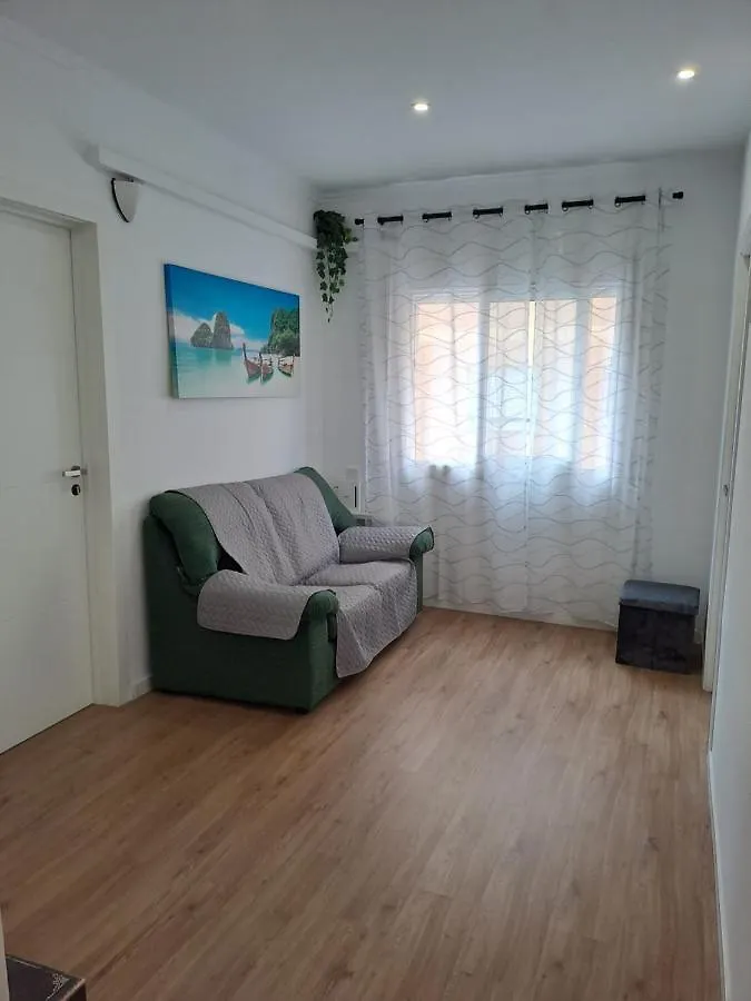 Ferienwohnung Aeropuerto Barcelona -Mi Colibri El Prat de Llobregat Privatunterkunft